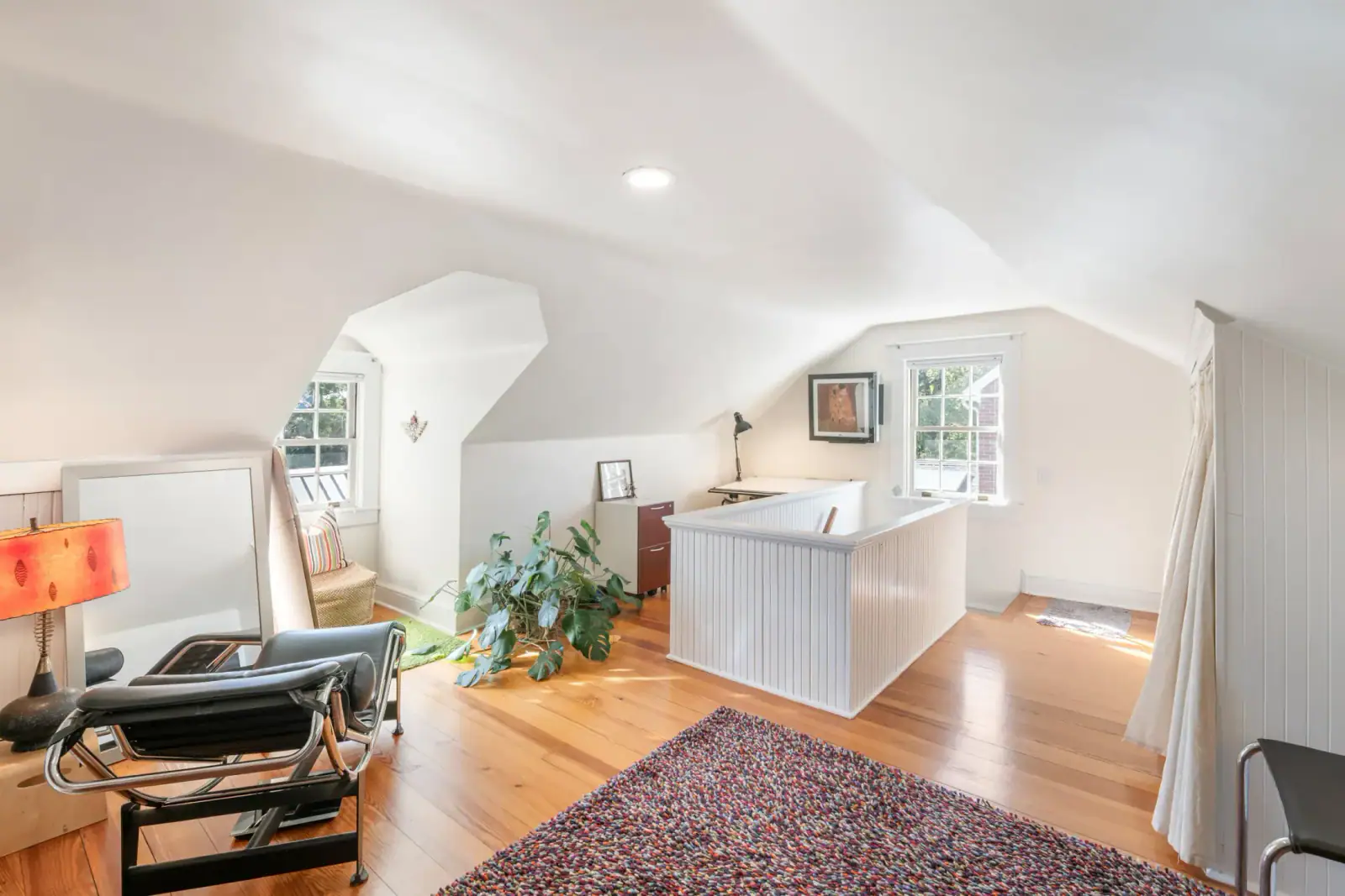 Property photograph at Evergreen Ave, view 2