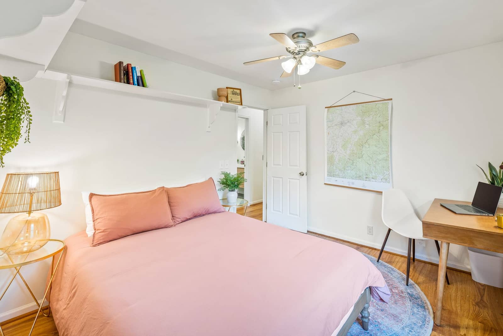 Property photograph at Cross Mountain Cottage, view 4
