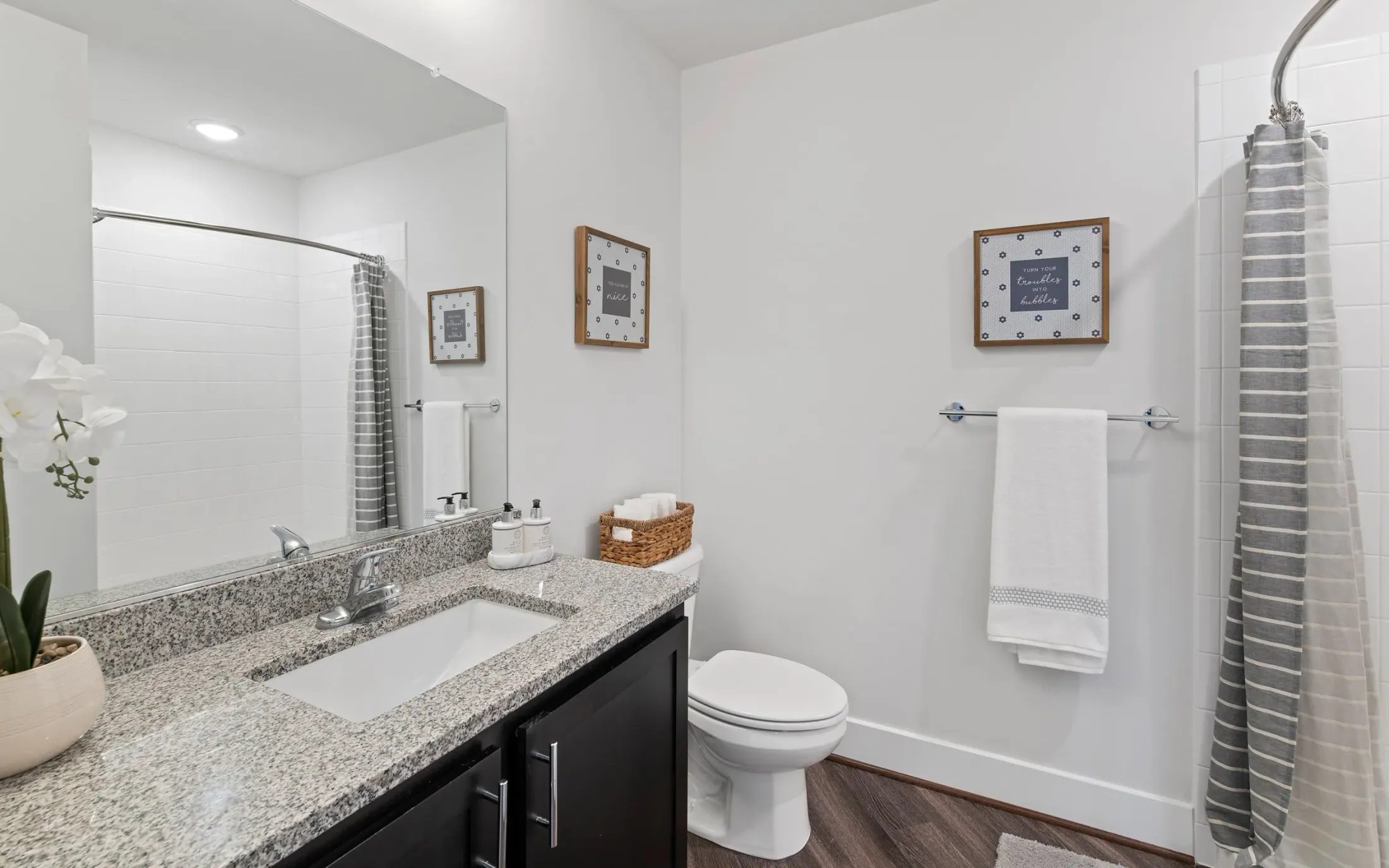 Property photograph at 29 Central at Stonefield, view 3