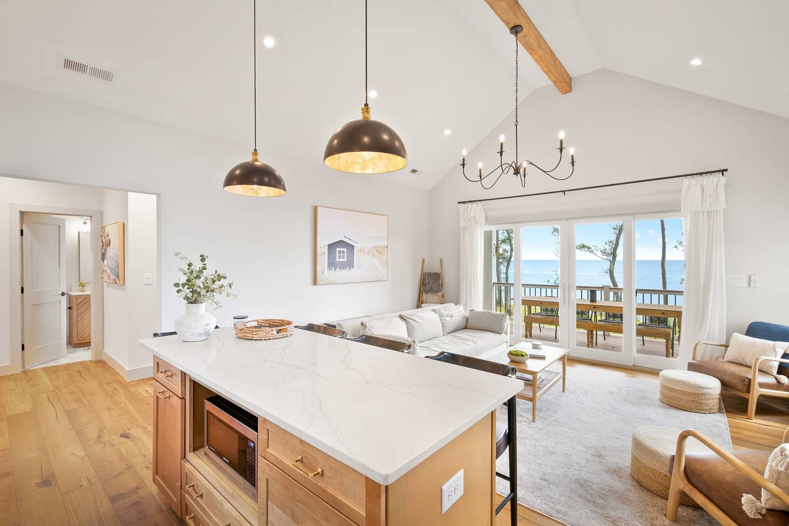 Property photograph at Mason Jar Beach House, view 5
