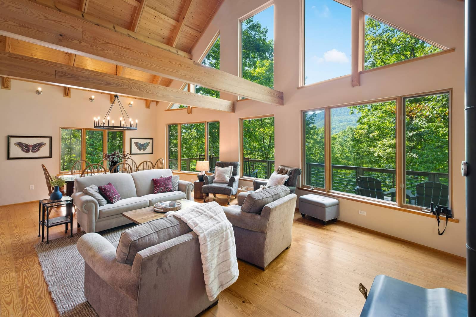 Property photograph at The Treetops Lodge, view 10