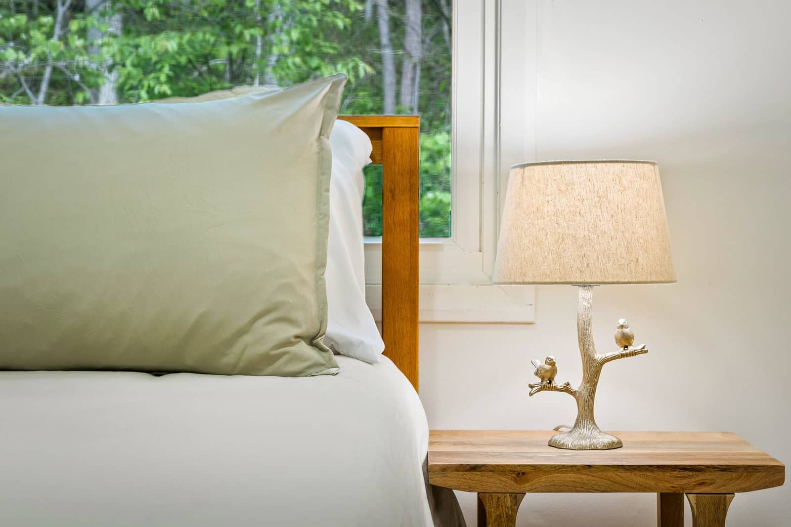 Property photograph at Cross Mountain Cottage, view 12