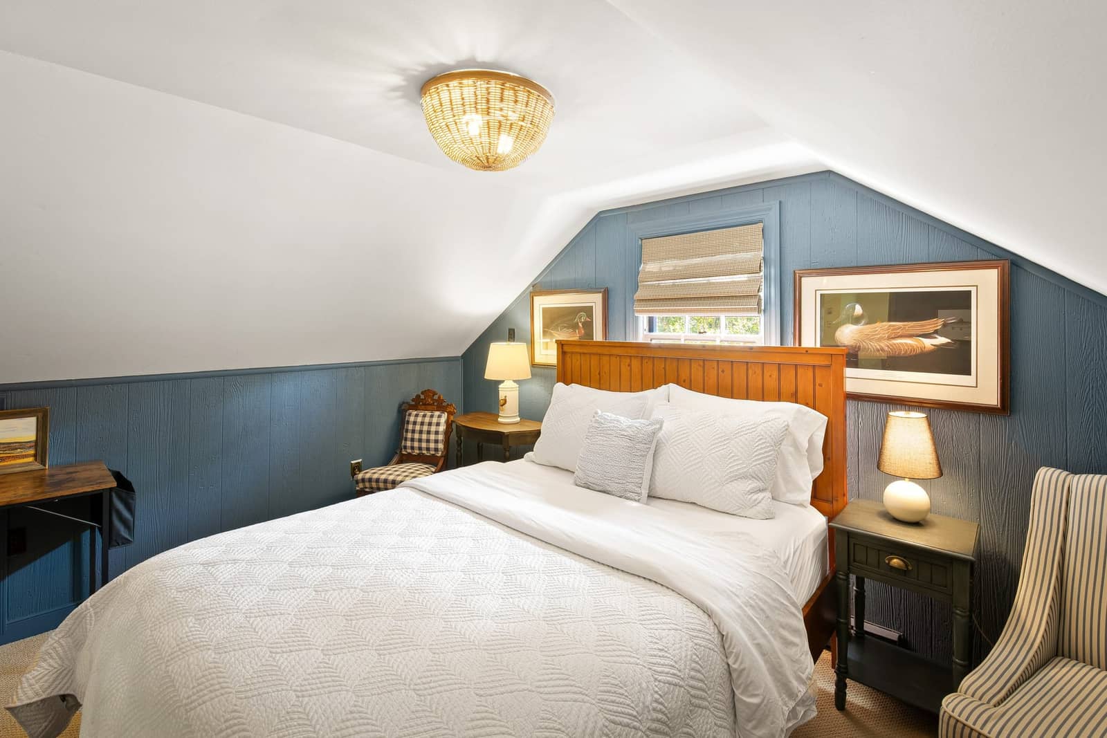 Property photograph at Greenleaf Lane, view 5