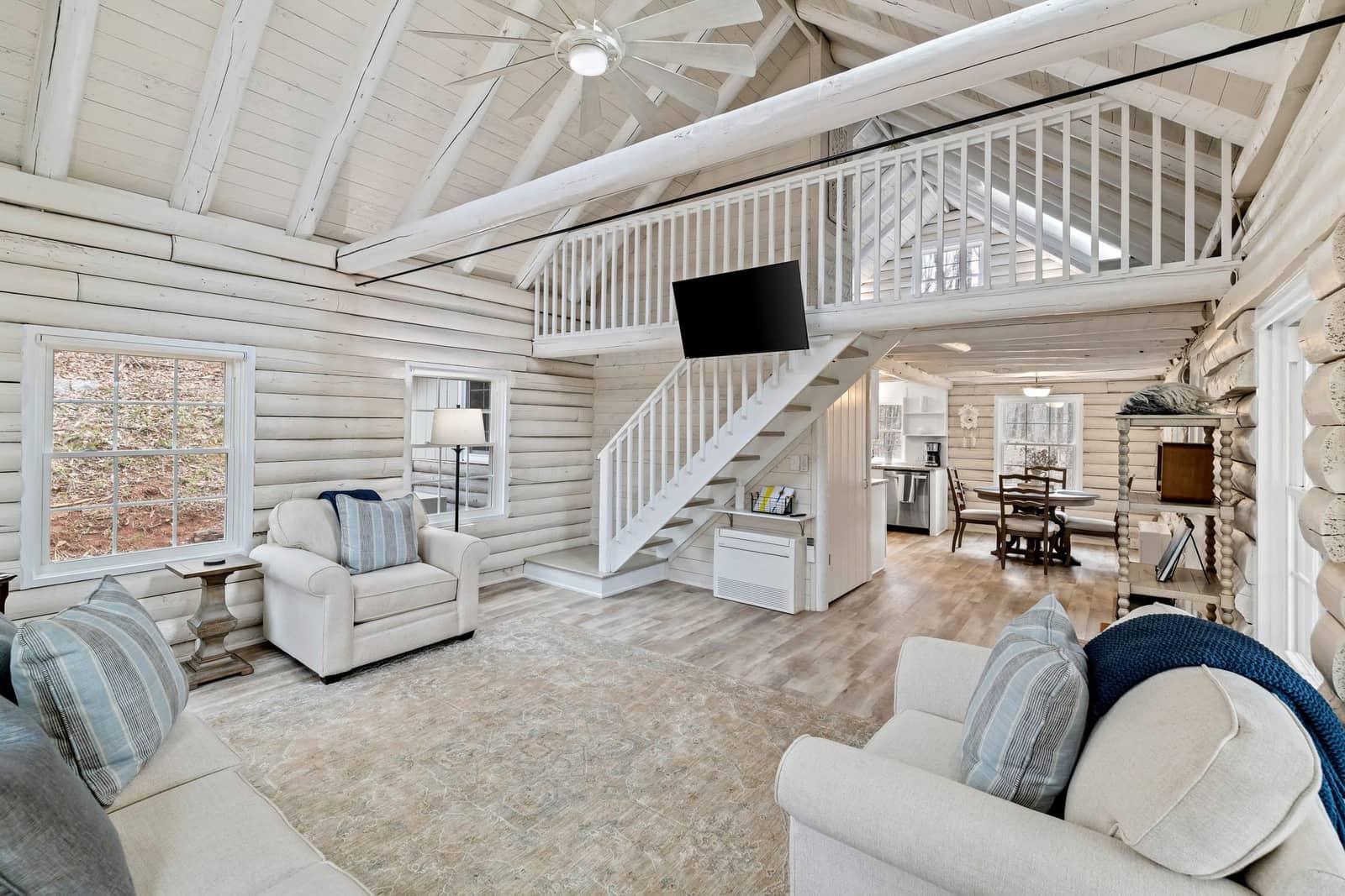 Property photograph at Stonemont Cabin, view 5