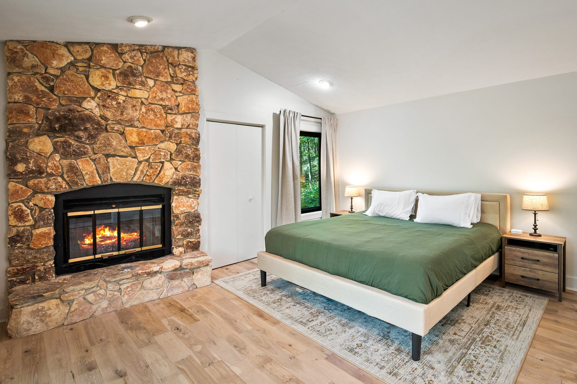 Property photograph at Blue Flint Lane, view 15