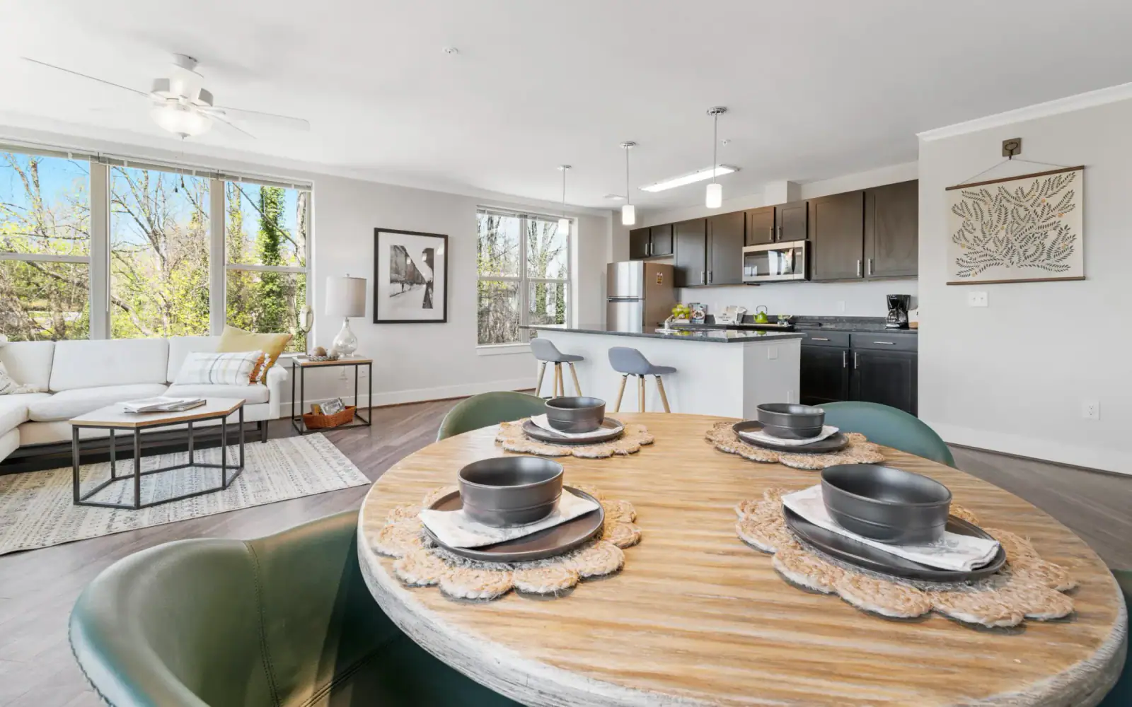 Property photograph at 29 Central at Stonefield, view 5