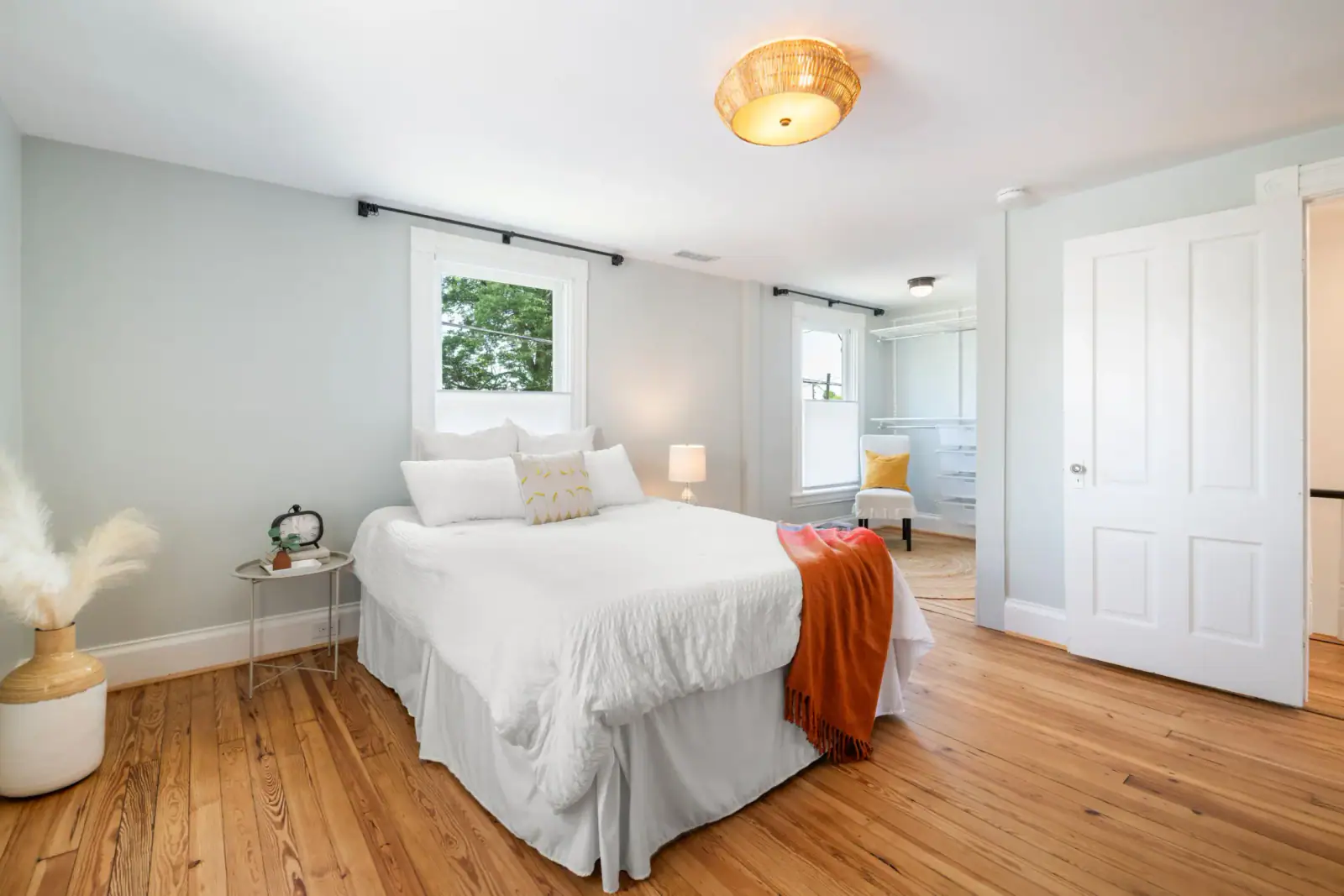 Upper-level interior at Belmont Ave, view 10