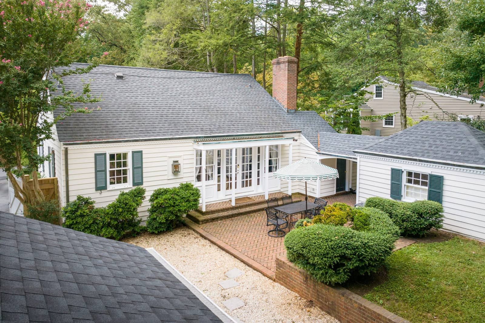 Property photograph at Greenleaf Lane, view 17