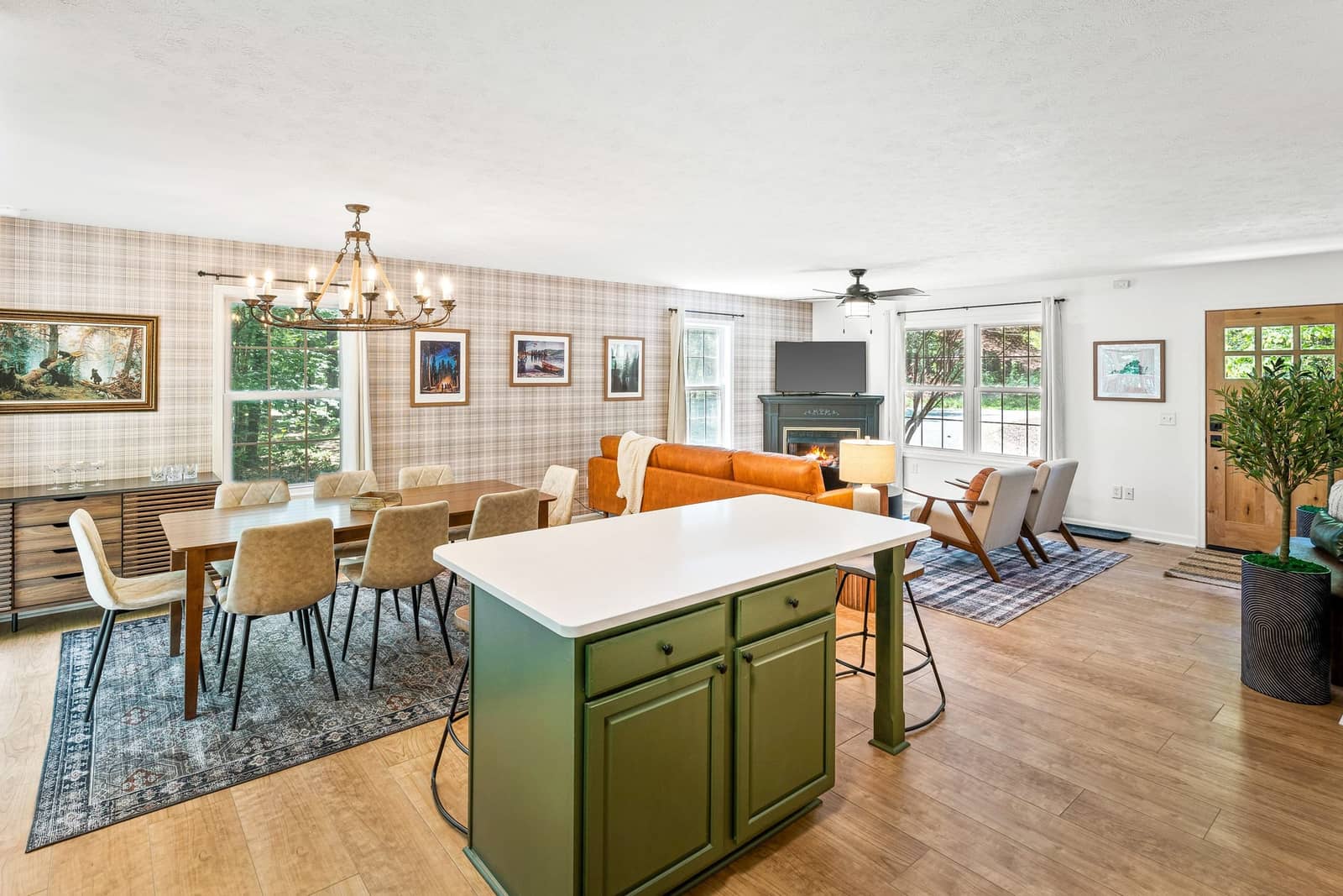 Property photograph at Cottonwood Cabin, view 5