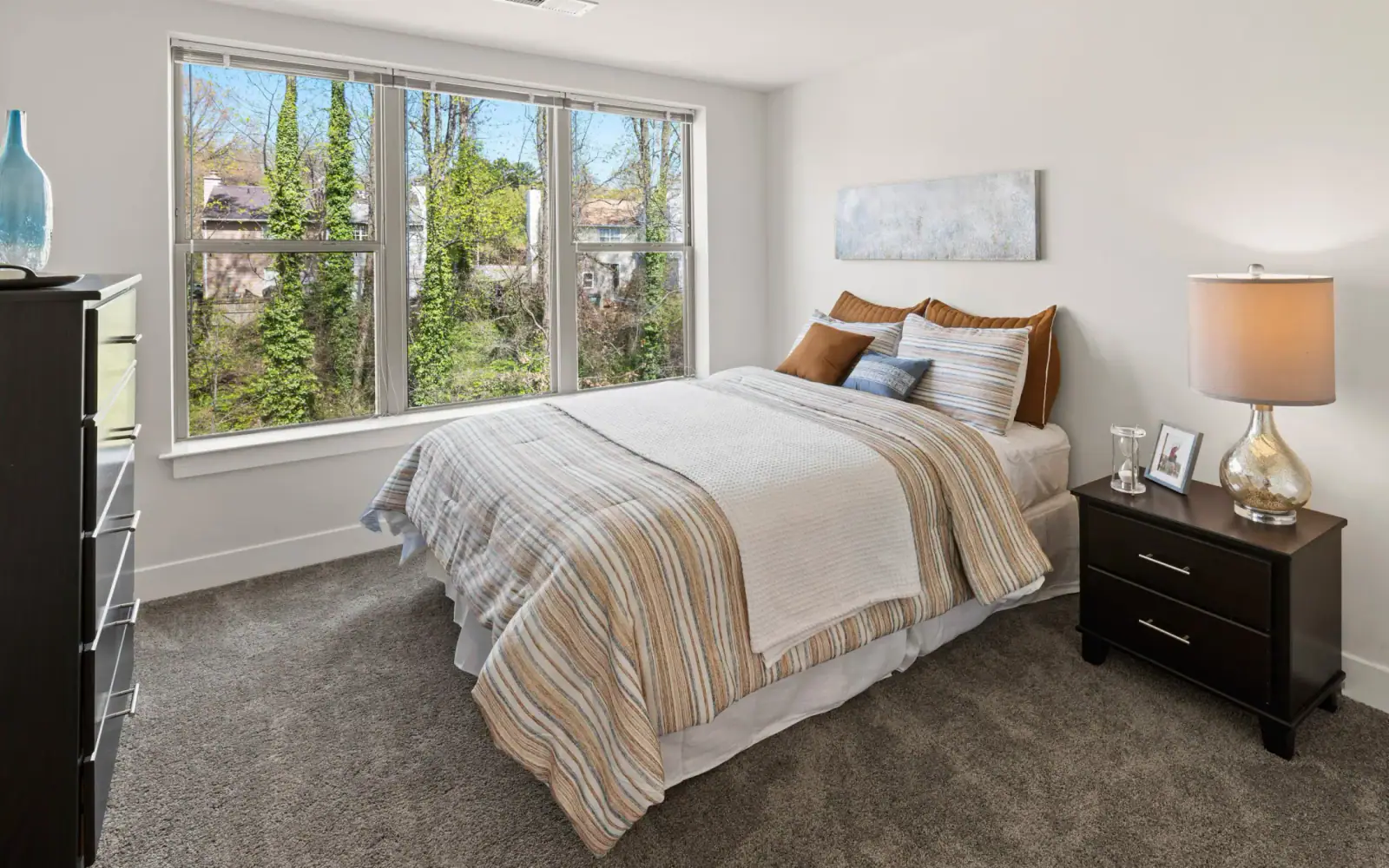 Property photograph at 29 Central at Stonefield, view 2