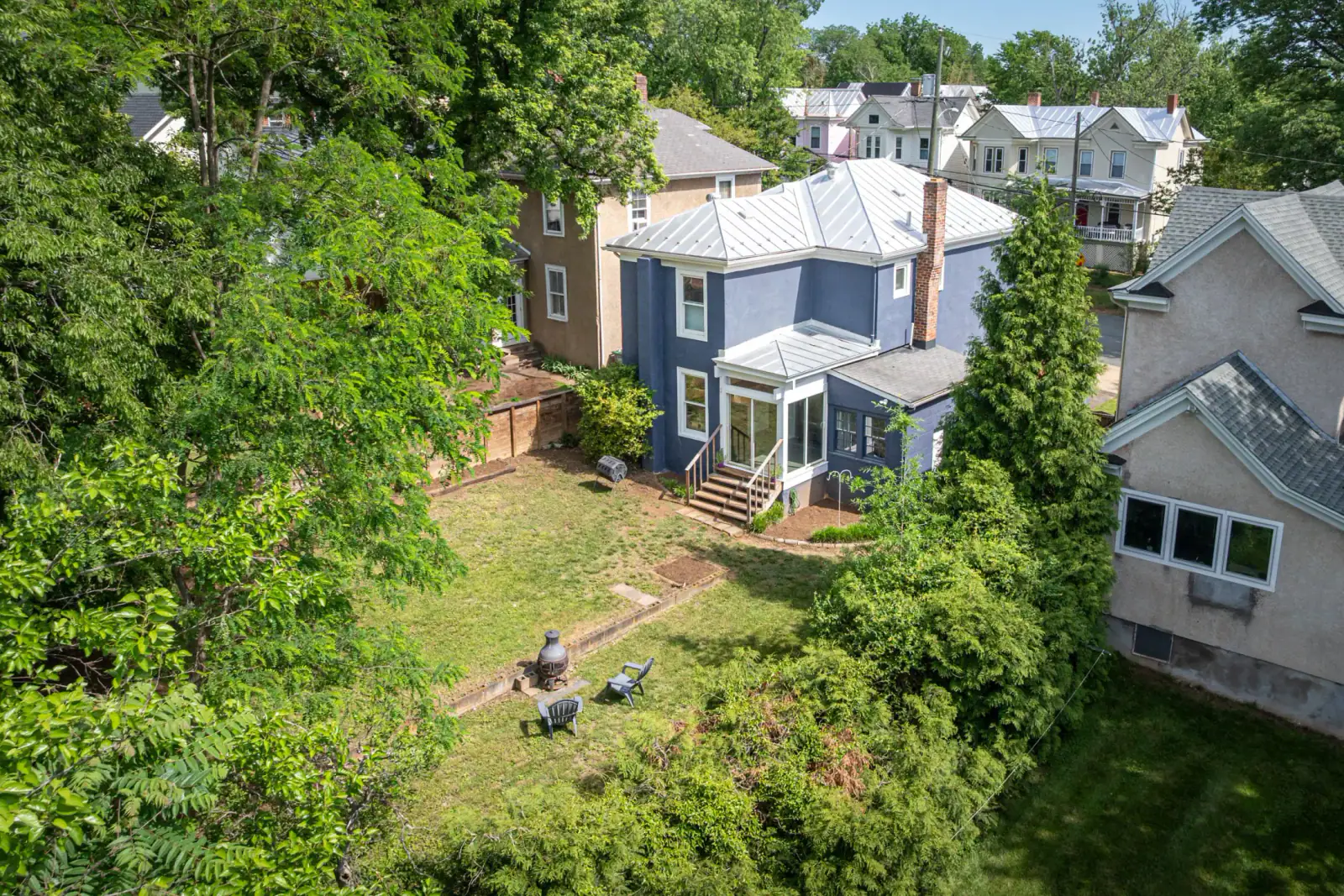 Exterior view of Belmont Ave, view 8