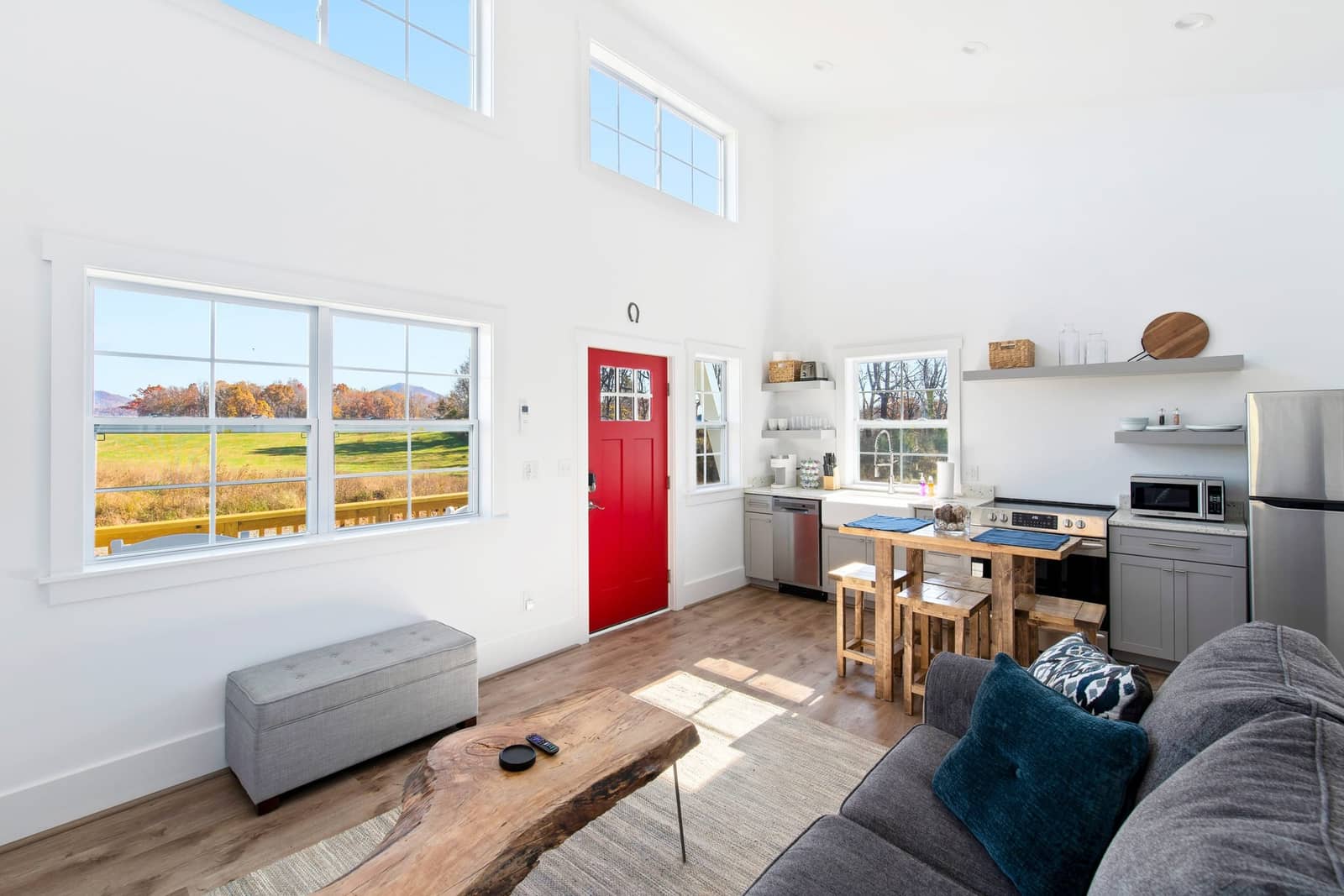 Property photograph at Blundell Cottage, view 6