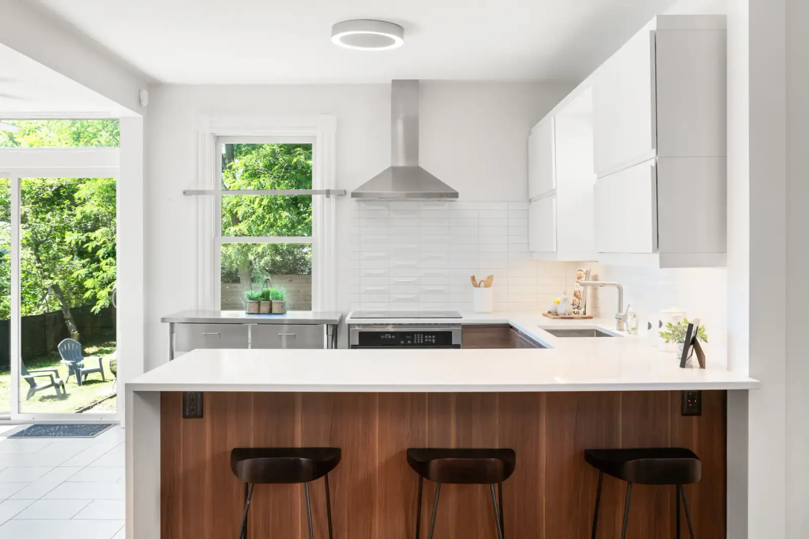 Interior at Belmont Ave, view 15