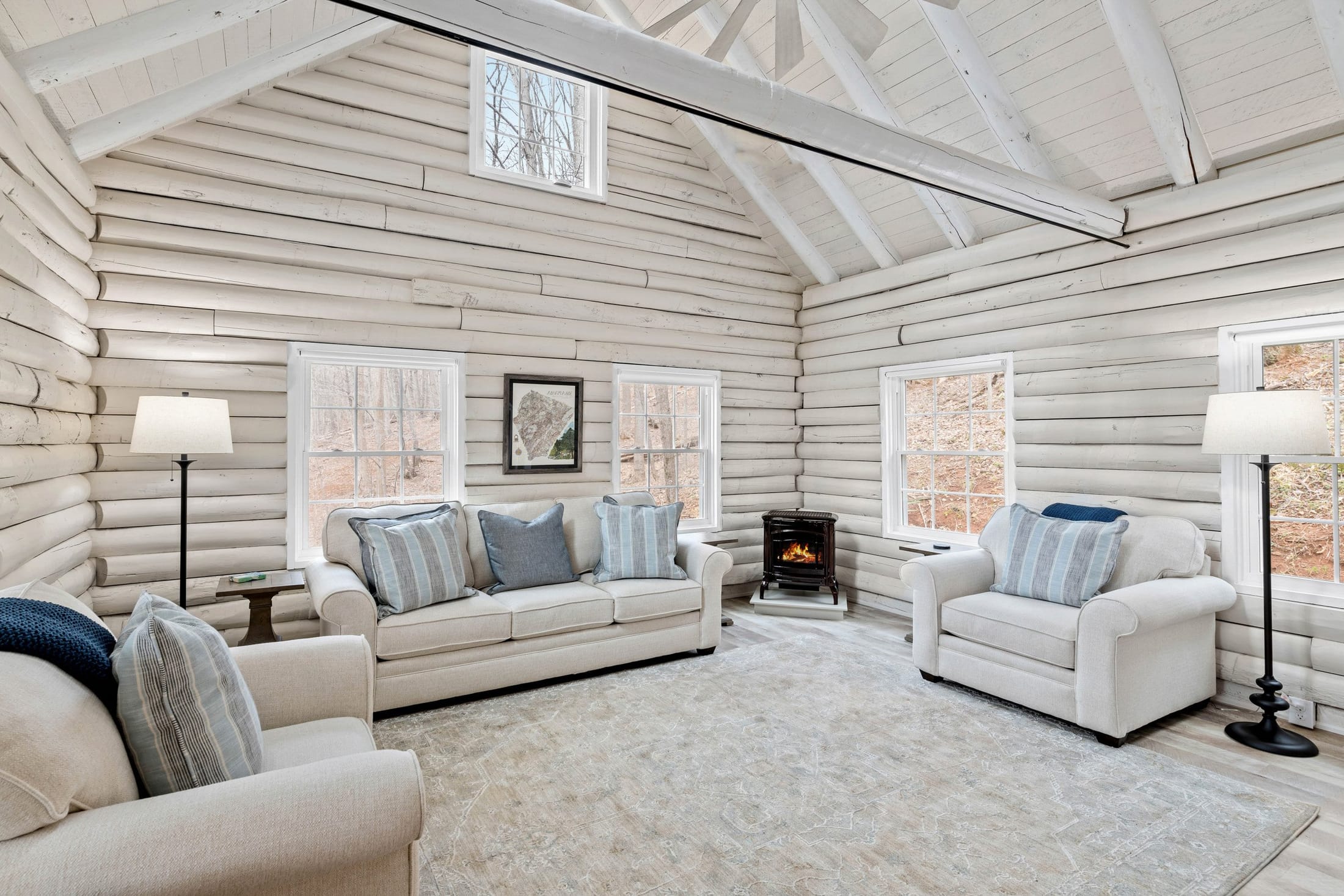 Stonemont Cabin property photograph
