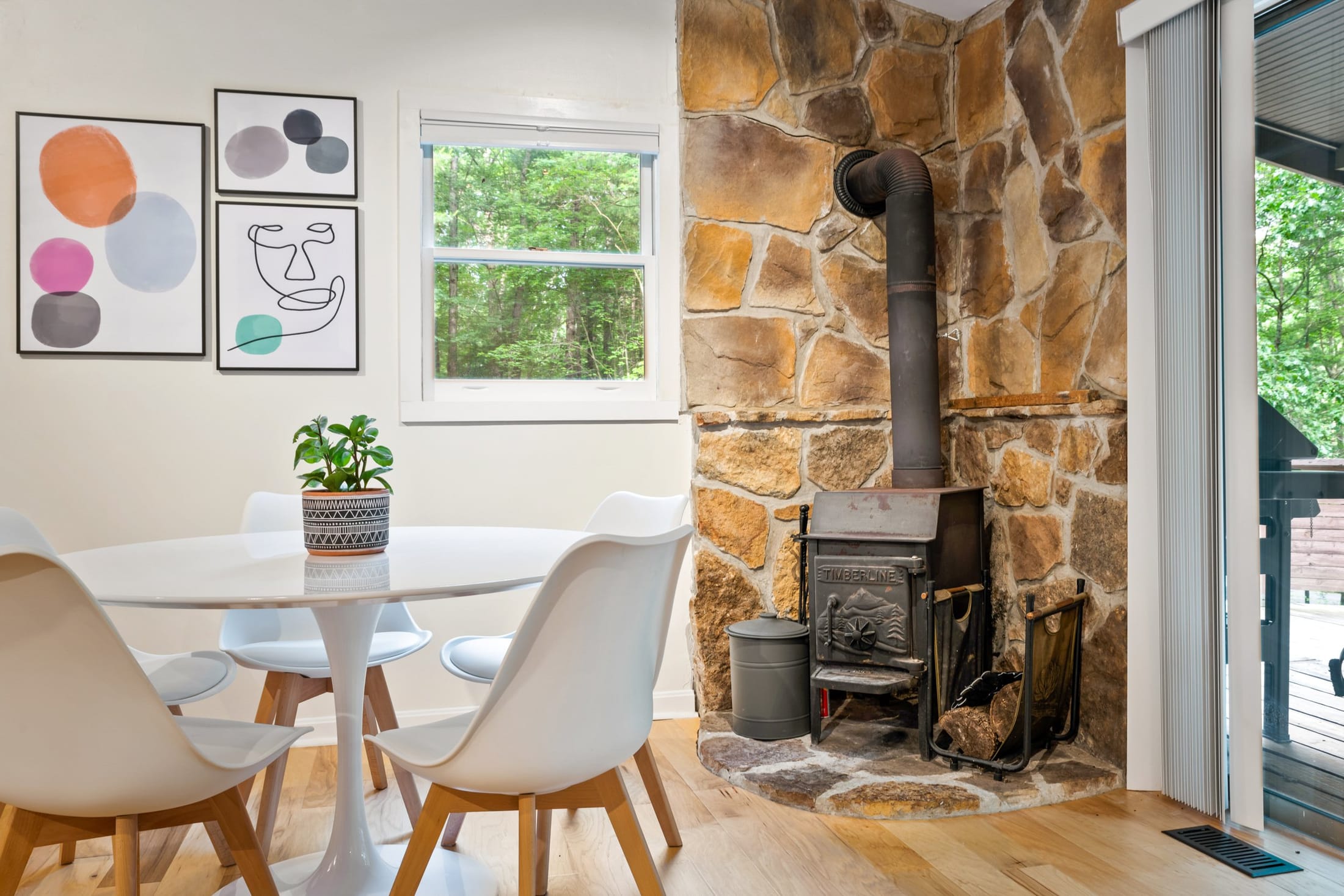 Property photograph at Wabi Sabi Cabin, view 13