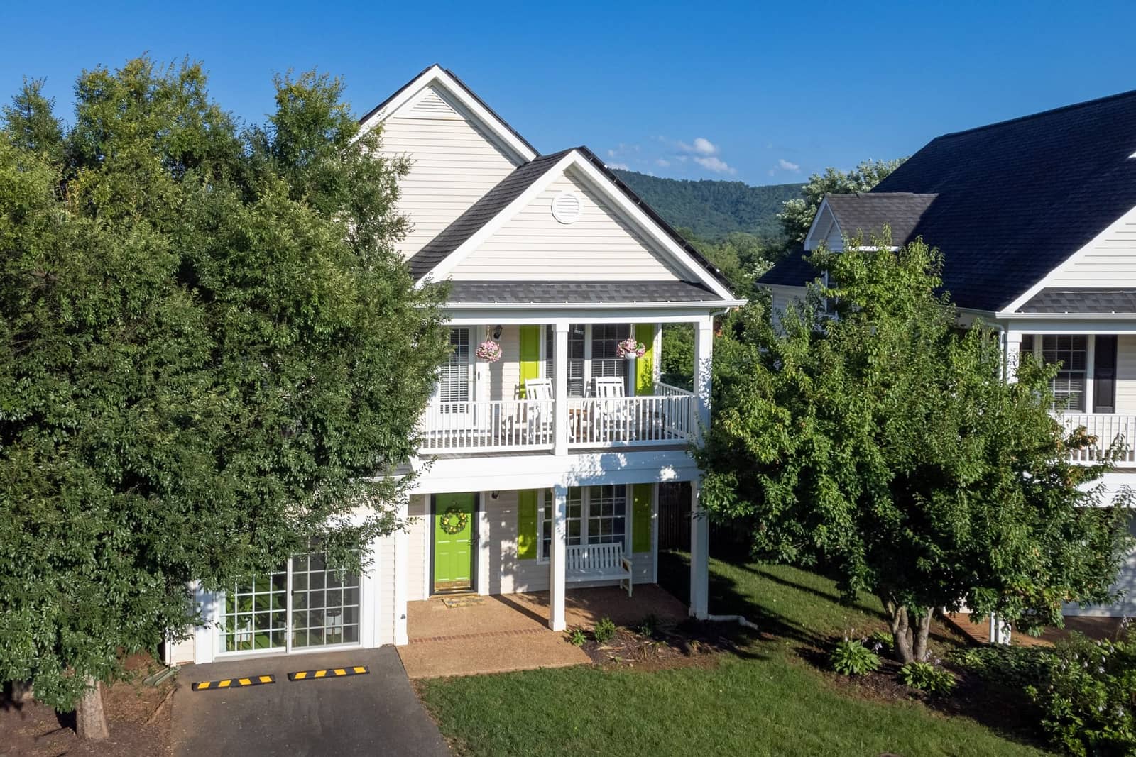 Property photograph at Burnet Street, view 18