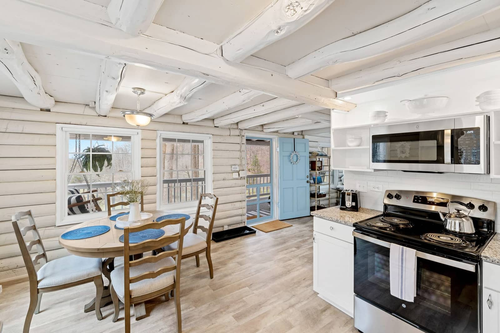 Property photograph at Stonemont Cabin, view 8