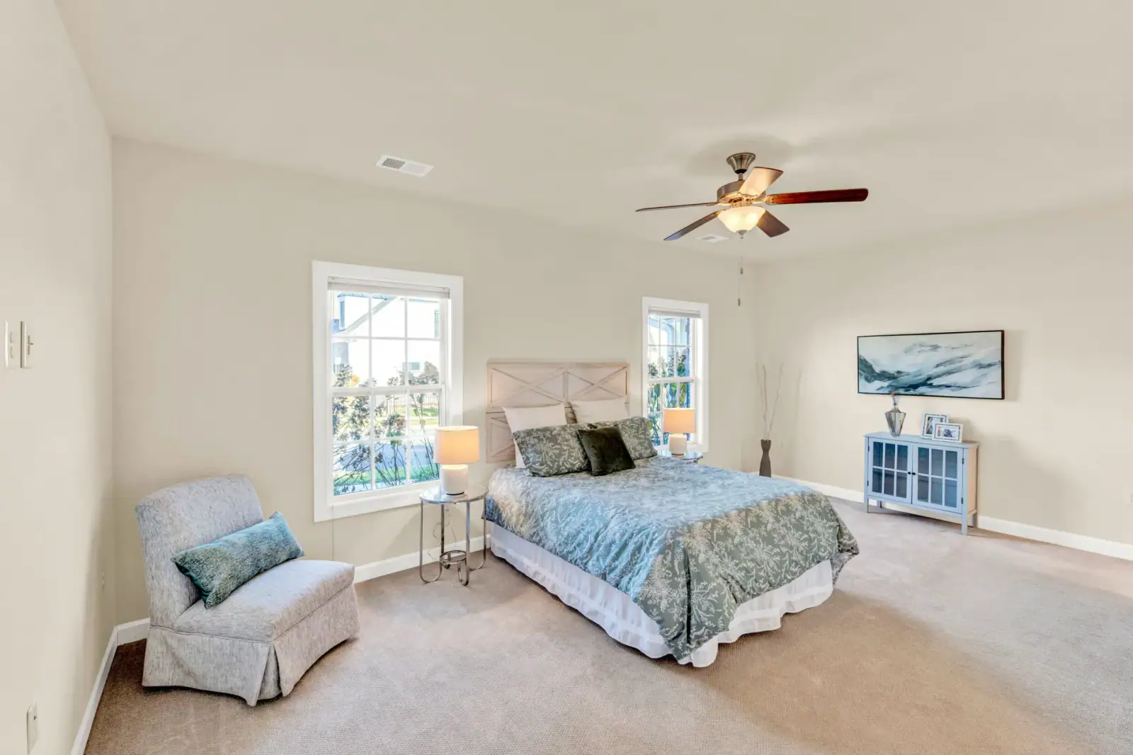 Property photograph at Upland Drive, view 4