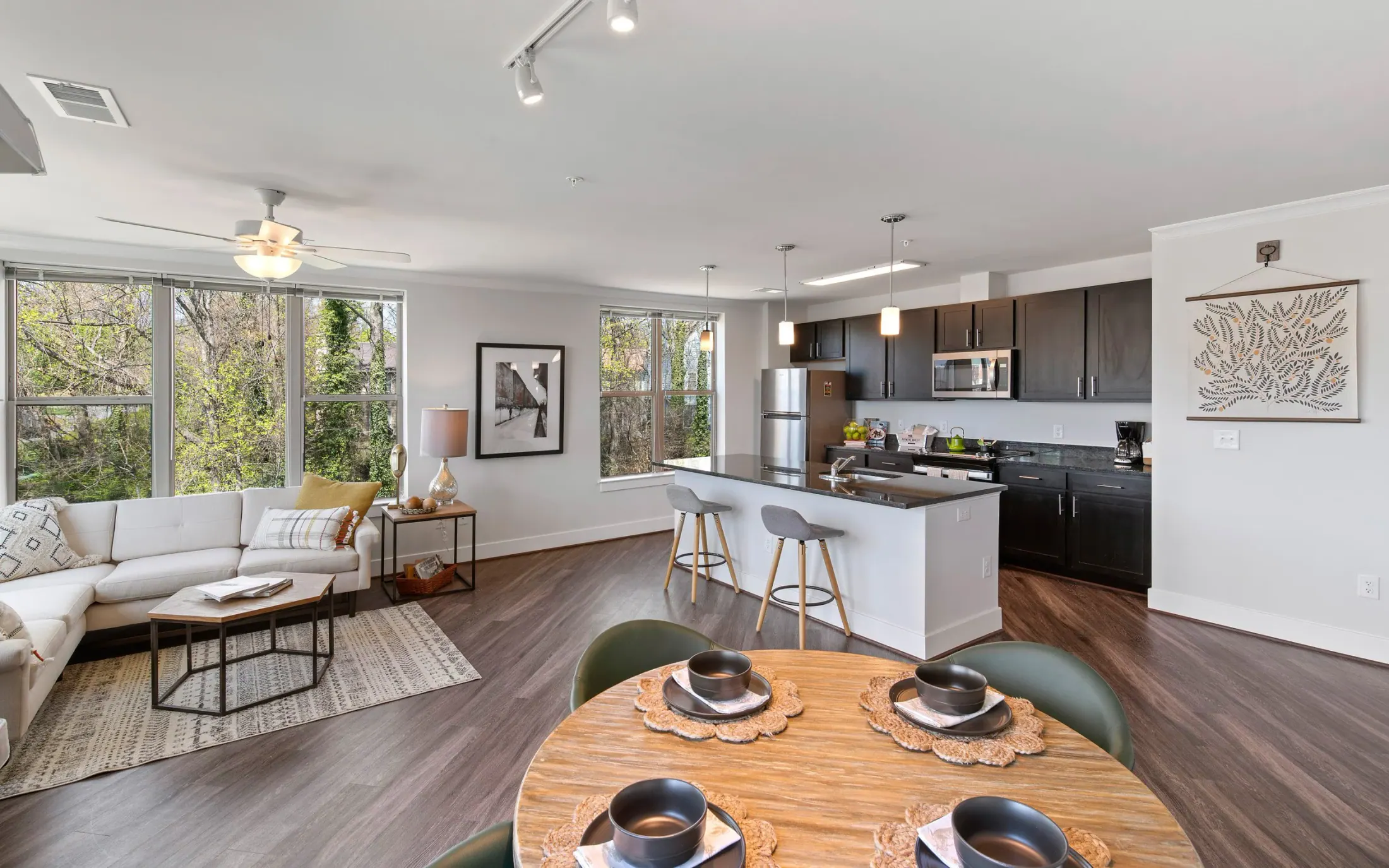 Property photograph at 29 Central at Stonefield, view 4