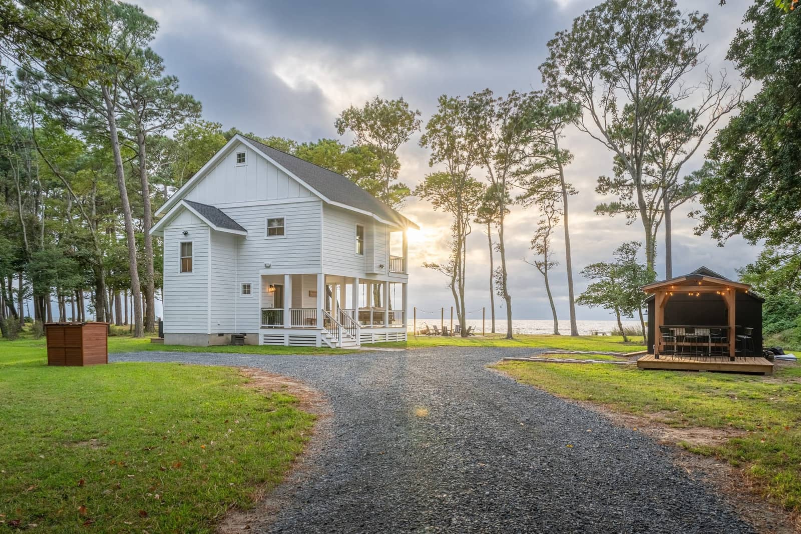 Property photograph at Mason Jar Beach House, view 16