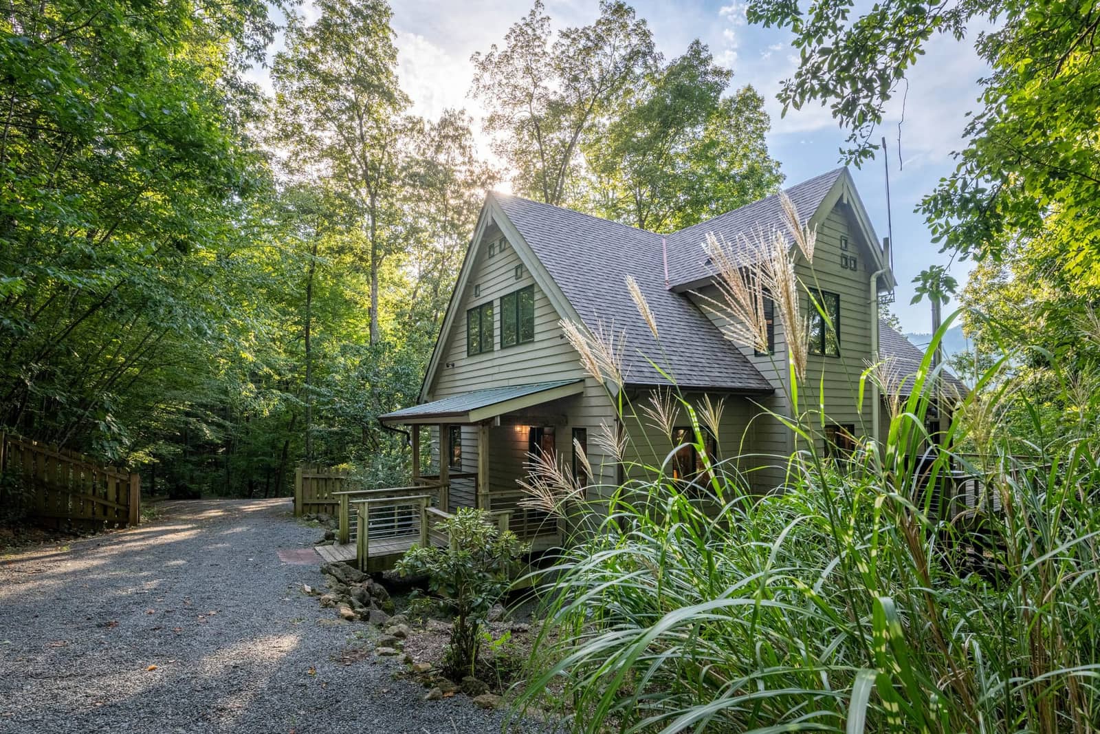Property photograph at The Treetops Lodge, view 15