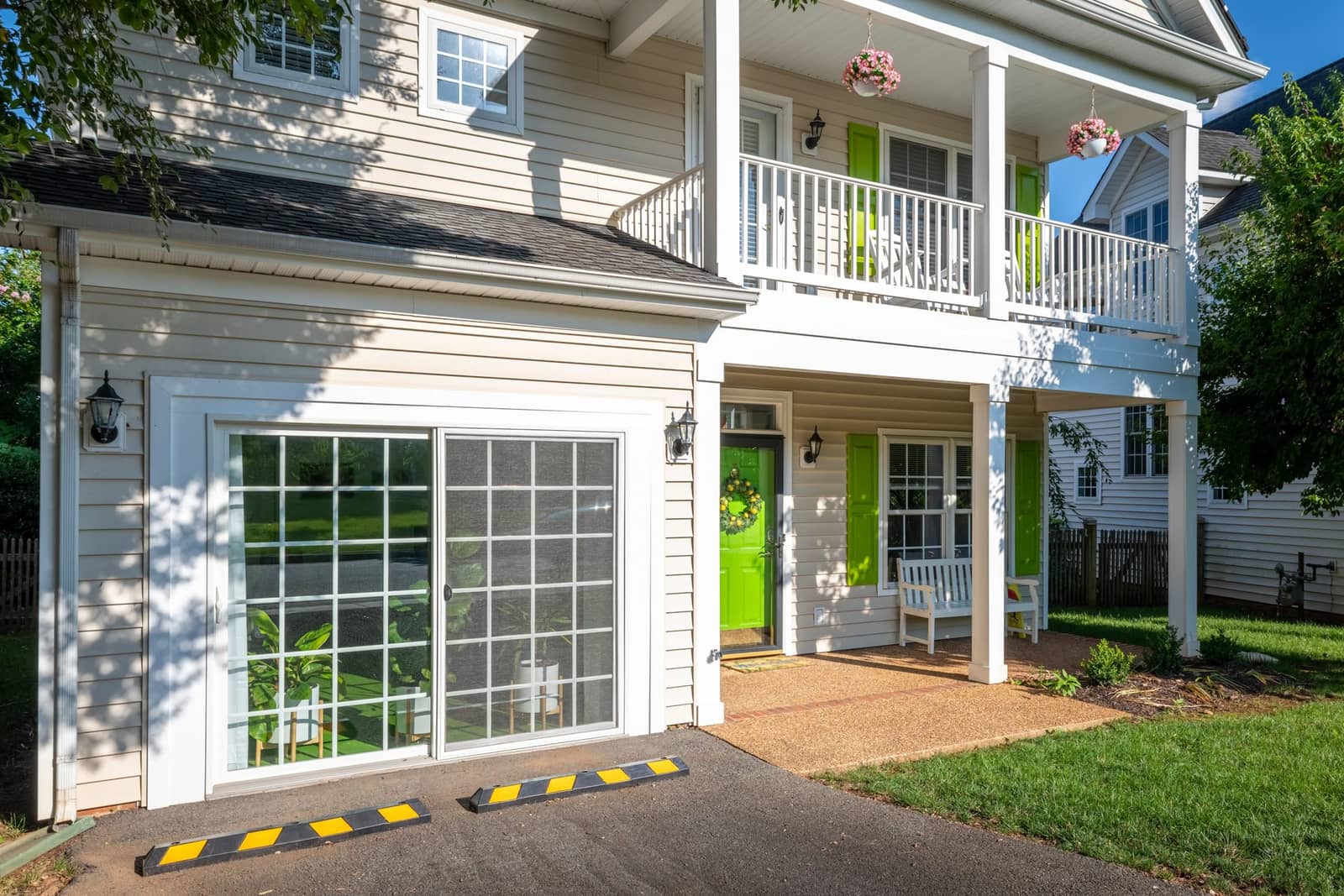Property photograph at Burnet Street, view 16
