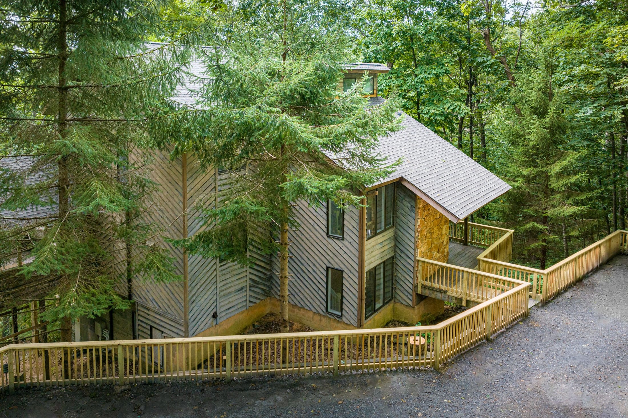 Property photograph at Blue Flint Lane, view 3